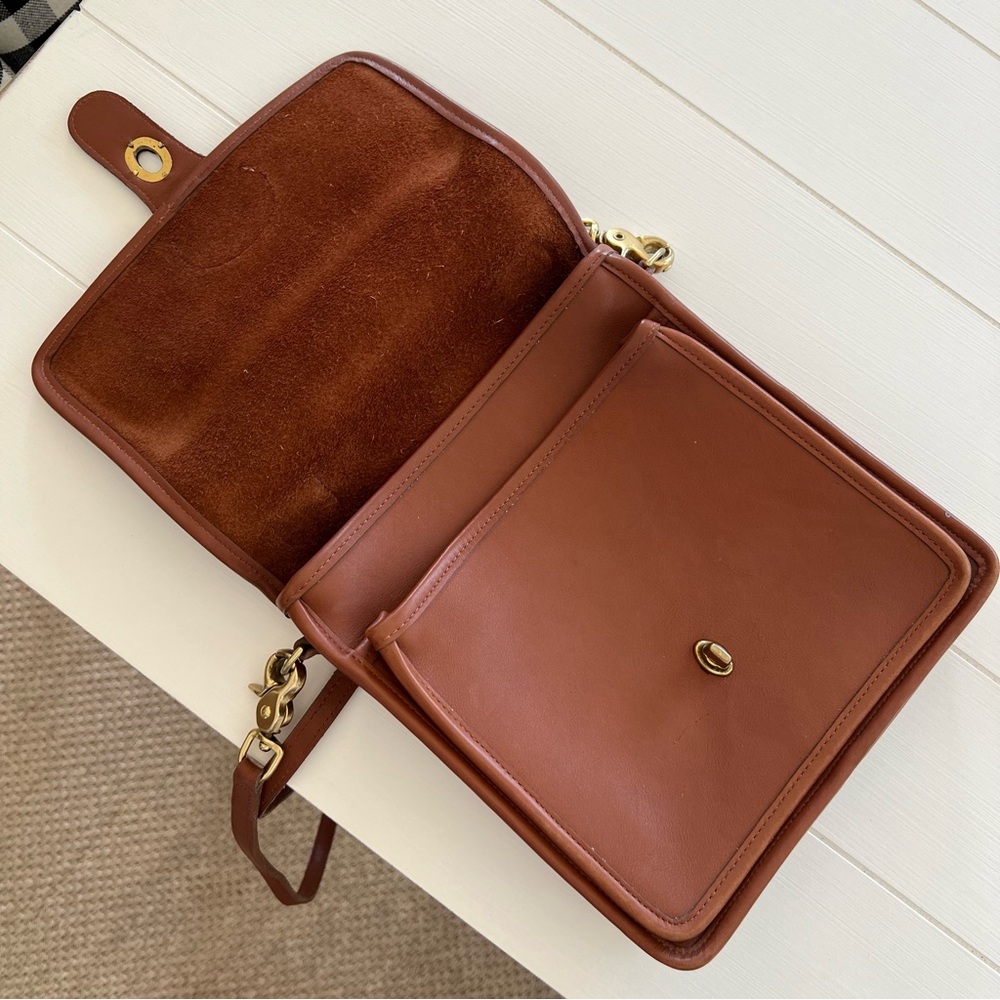 Coach Vintage Leather Crossbody Bag 5130 Tan 90s Y2K - Picture 9 of 17